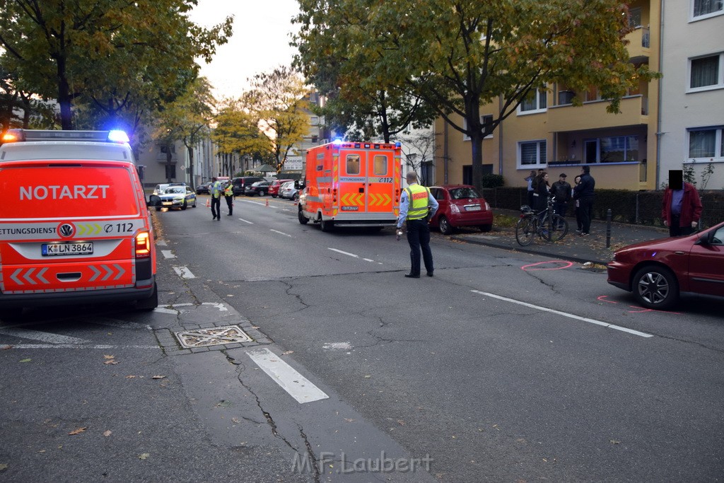 VU Rad Pkw Koeln Buchheim Herlerstr P14.JPG - Miklos Laubert